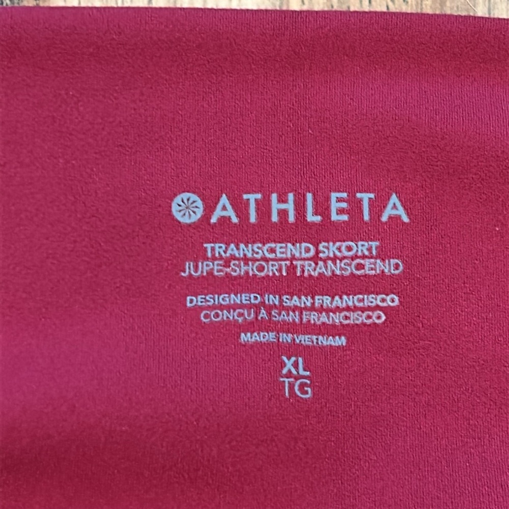 Athleta TRANSEND SKORT XL Burgandy ROUCHED - Picture 4 of 6